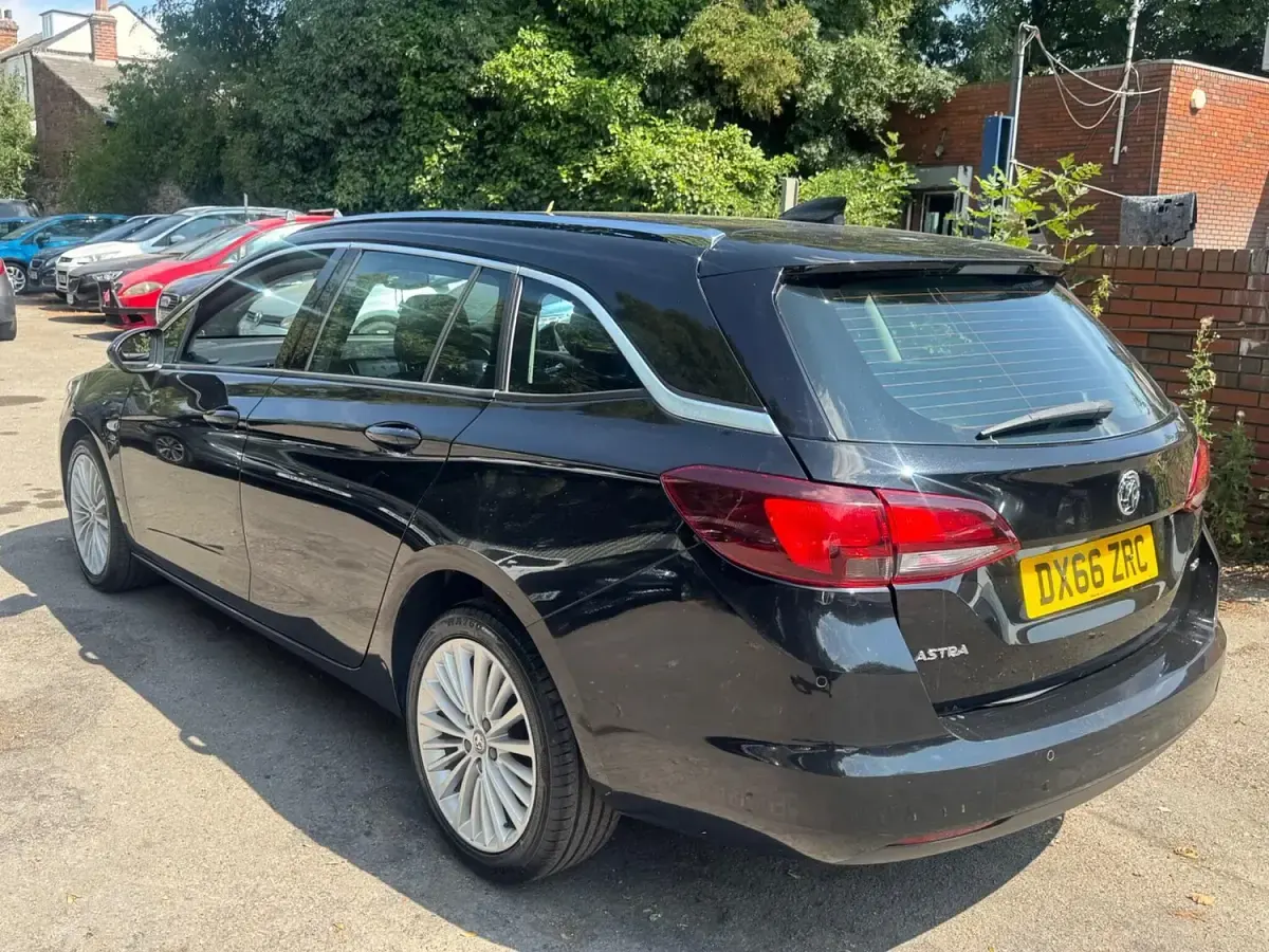 Used Vauxhall Astra Elite 2016 Black Estate