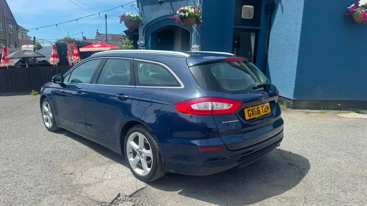 Used Ford Mondeo Titanium 2016 Blue Estate