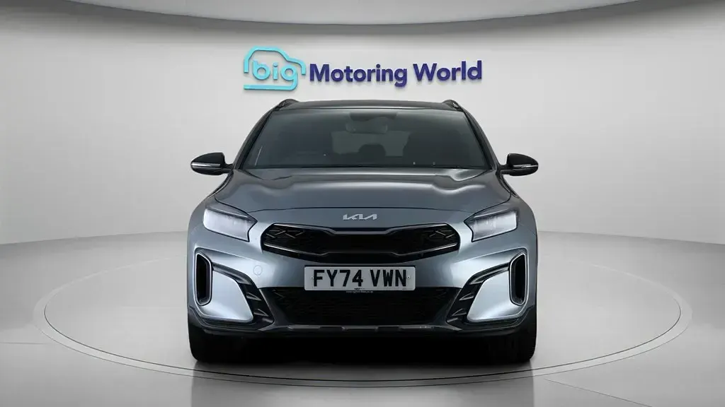 Usado Kia XCeed GT-Line 138 CV (101 kW) 2024 Plateado SUV
