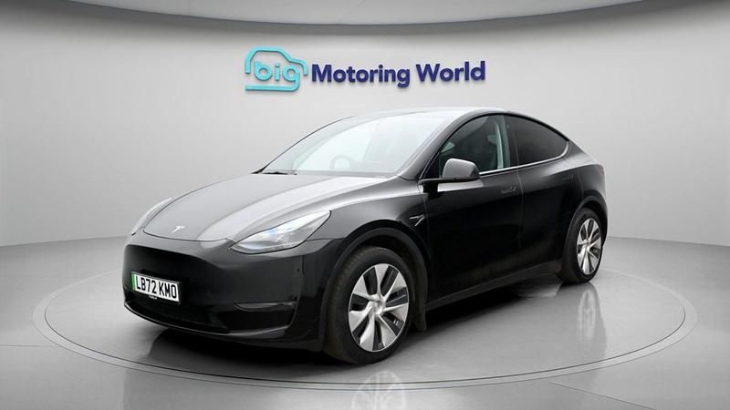 Used Tesla Model Y Long Range AWD 378 kW (514 HP) 2022 Black SUV