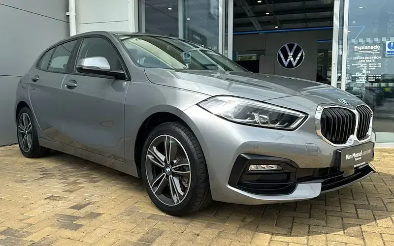 Used BMW 118 Sport Line 136 HP (100 kW) 2023 Hatchback