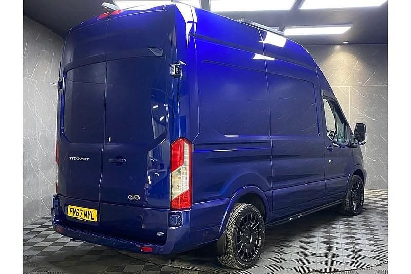 Used Ford Transit 130 HP (95 kW) 2018 Blue Van