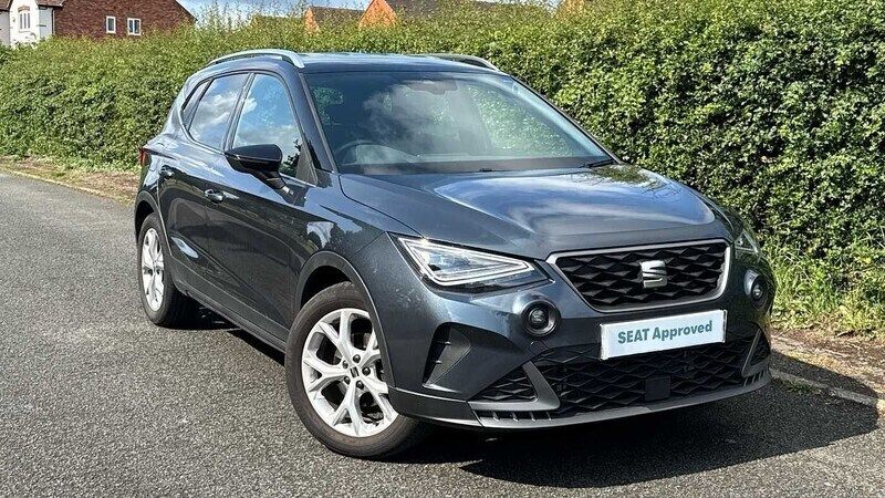 Grey Used 2023 Seat Arona FR SUV | £14,990 (Fair price) - Image 1/4