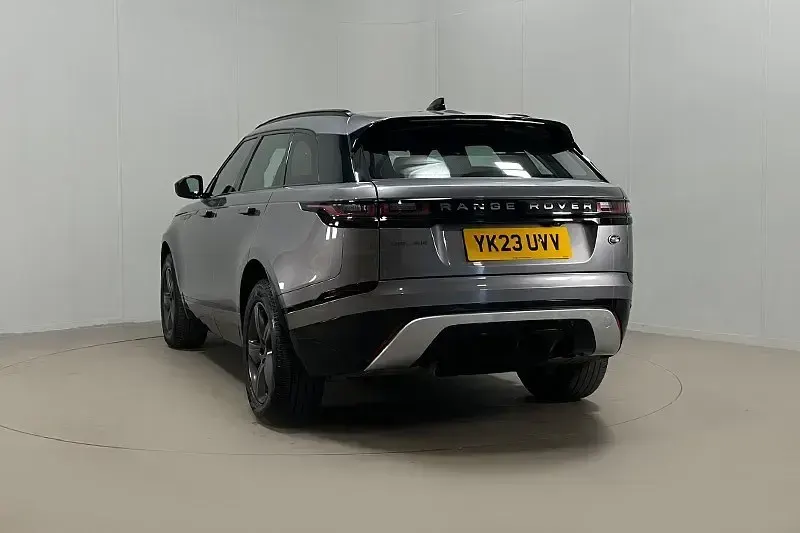 Usado Land Rover Range Rover Velar R-Dynamic 245 HP (180 kW) 2023 Cinzento SUV