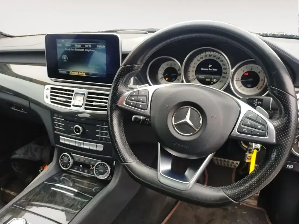 Used Mercedes CLS220 AMG line 177 HP (130 kW) 2015 Silver Coupe