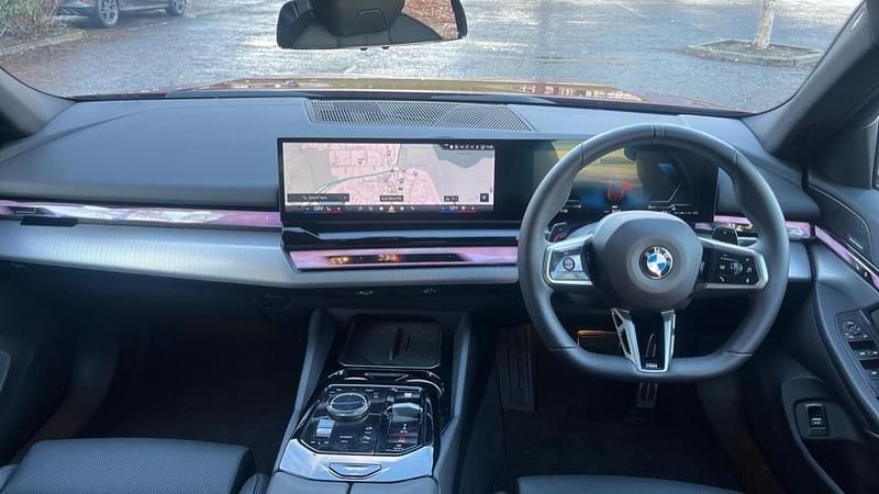 Used BMW 520 M Sport 205 HP (150 kW) 2025 Red