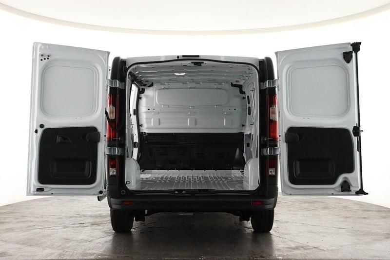 New Nissan Primastar Acenta 170 HP (125 kW) 2026 White MPV