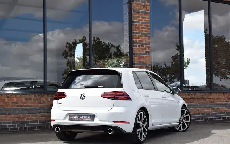 Used VW Golf VII GTI 245 HP (180 kW) 2020 Hatchback