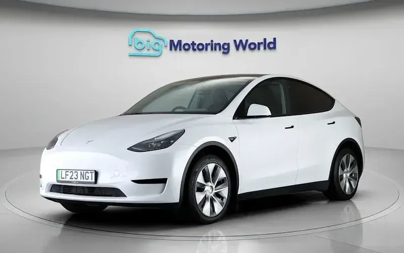 Used Tesla Model Y RWD 254 kW (346 HP) 2023 White SUV