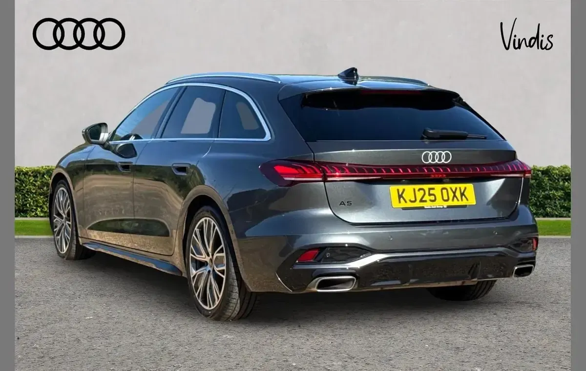 Used Audi A5 S-Line 147 HP (108 kW) 2025 Grey Estate