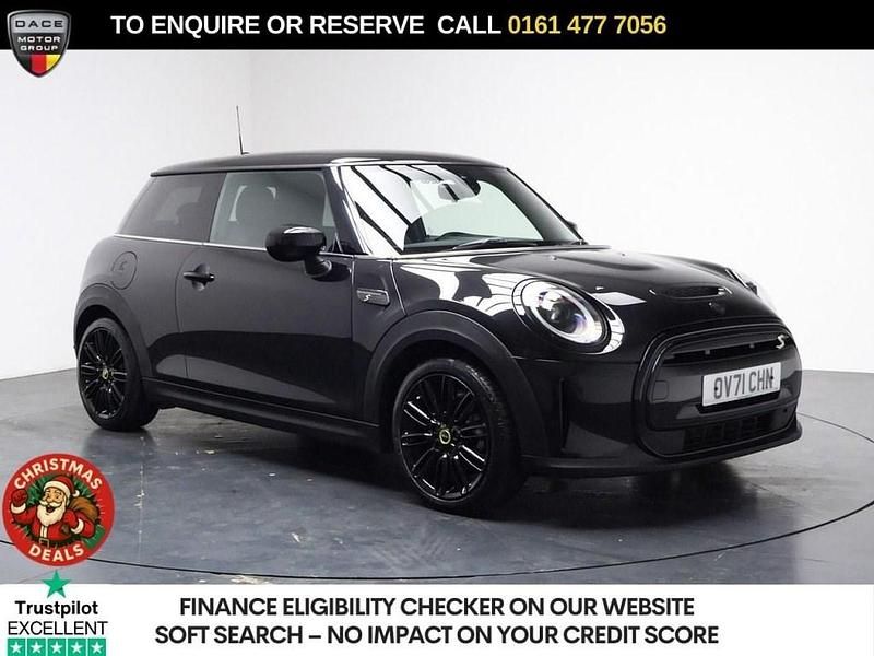 Black Used 2021 Mini Cooper SE Hatch Hatchback | £12,440 (Fair price) - Image 1/3