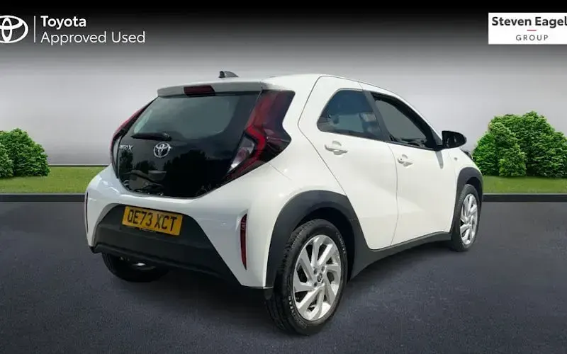 Used Toyota Aygo X PURE 72 HP (52 kW) 2025 SUV
