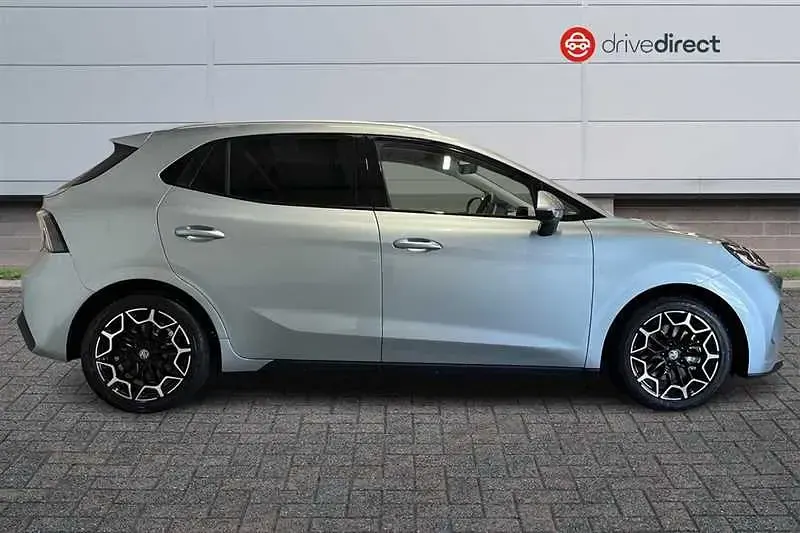 New MG MG4 EV 319 kW (435 HP) 2026 Green Hatchback
