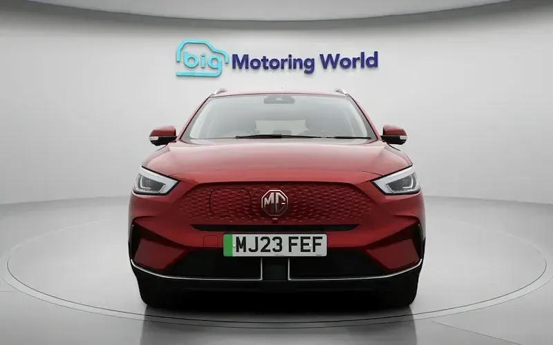 Używany MG ZS Trophy Connect 114 kW (156 KM) 2022 Czerwony SUV