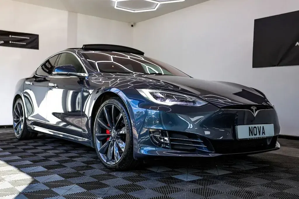 Used Tesla Model S 443 kW (603 HP) 2018 Grey Hatchback
