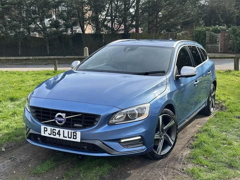 Used Volvo V60 R-Design 181 HP (133 kW) 2015 Blue Estate