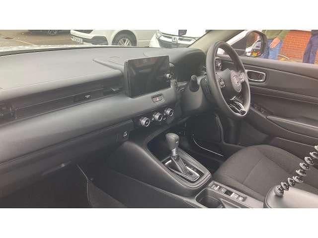 Used Honda HR-V Elegance 152 HP (111 kW) 2022 White SUV