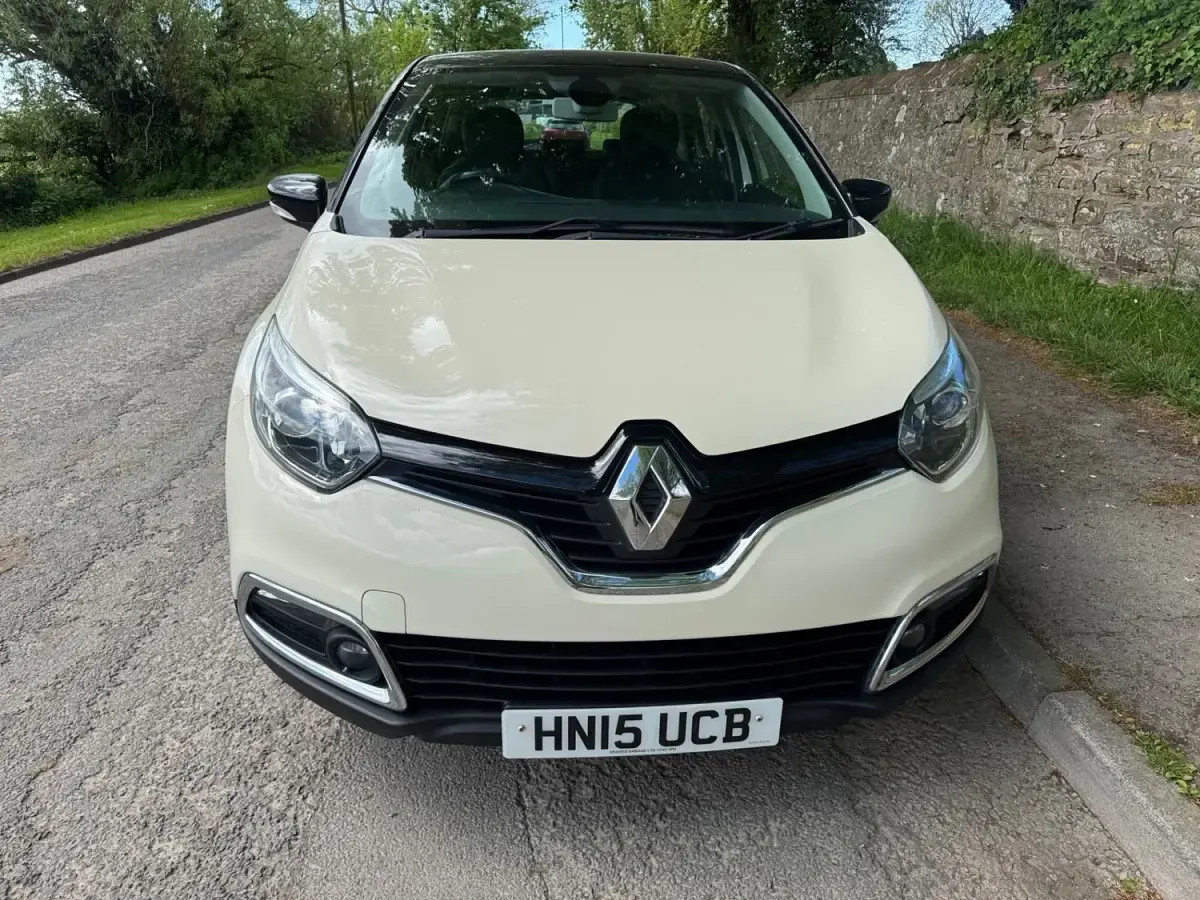 Używany Renault Captur Dynamique 90 KM (66 kW) 2015 Beżowy SUV