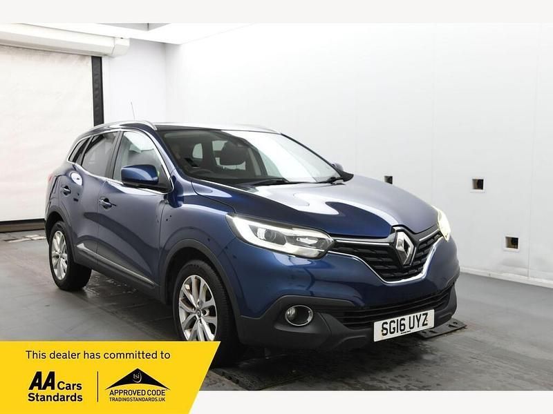 Blue Used 2016 Renault Kadjar Dynamique SUV | £4,775 (Fair price) - Image 1/4