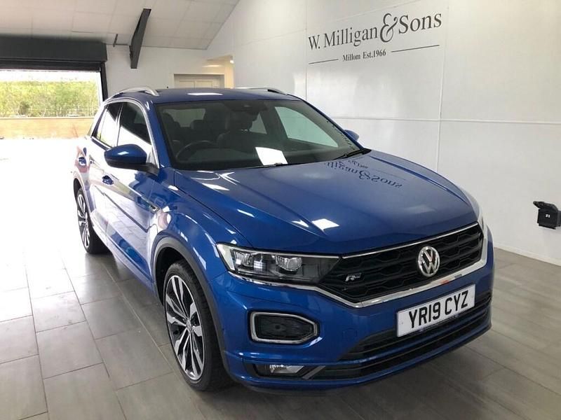 Blue Used 2019 VW T-Roc R-line SUV | £19,995 (Fair price) - Image 1/4