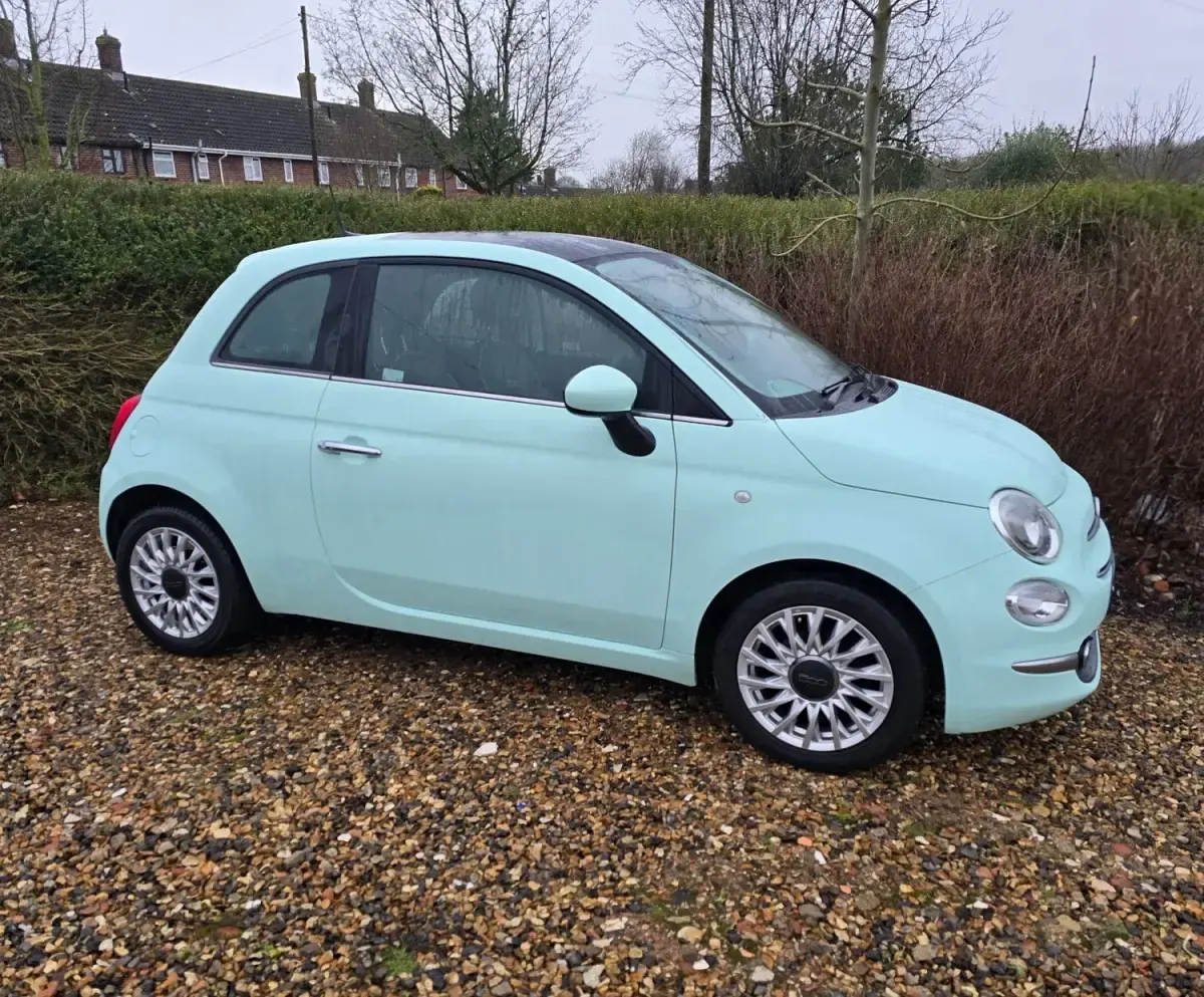 Gebraucht Fiat 500 Lounge 69 PS (50 kW) 2018 Grün Kleinwagen