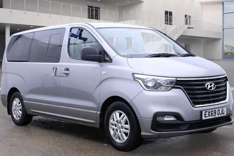 Silver Used 2019 Hyundai I800 SE MPV | £16,500 (Fair price) - Image 1/1