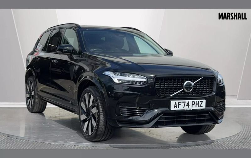 Metallic onyx black Used 2024 Volvo XC90 Ultimate SUV | £52,621 (Fair price) - Image 1/4