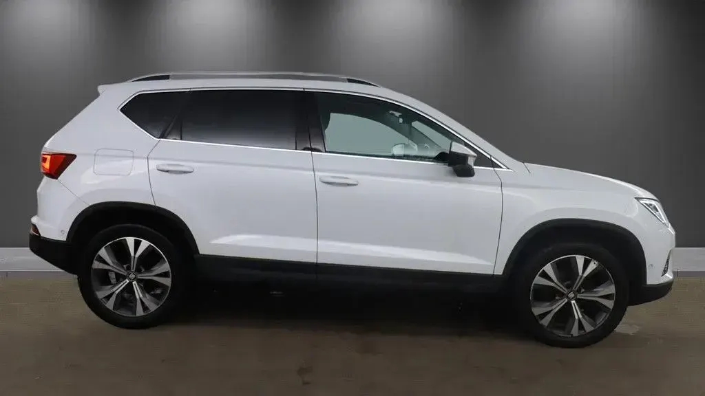 Used Seat Ateca SE Technology 150 HP (110 kW) 2019 White SUV