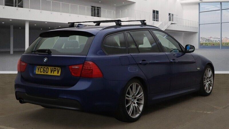 Blue Used 2010 BMW 318 M Sport Estate | £3,499 (Fair price) - Image 1/3