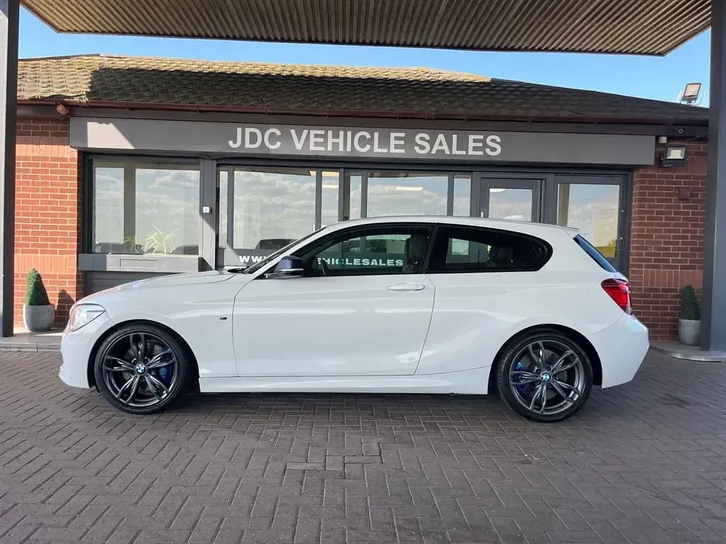 Used BMW M135 M Performance 2014 White Hatchback