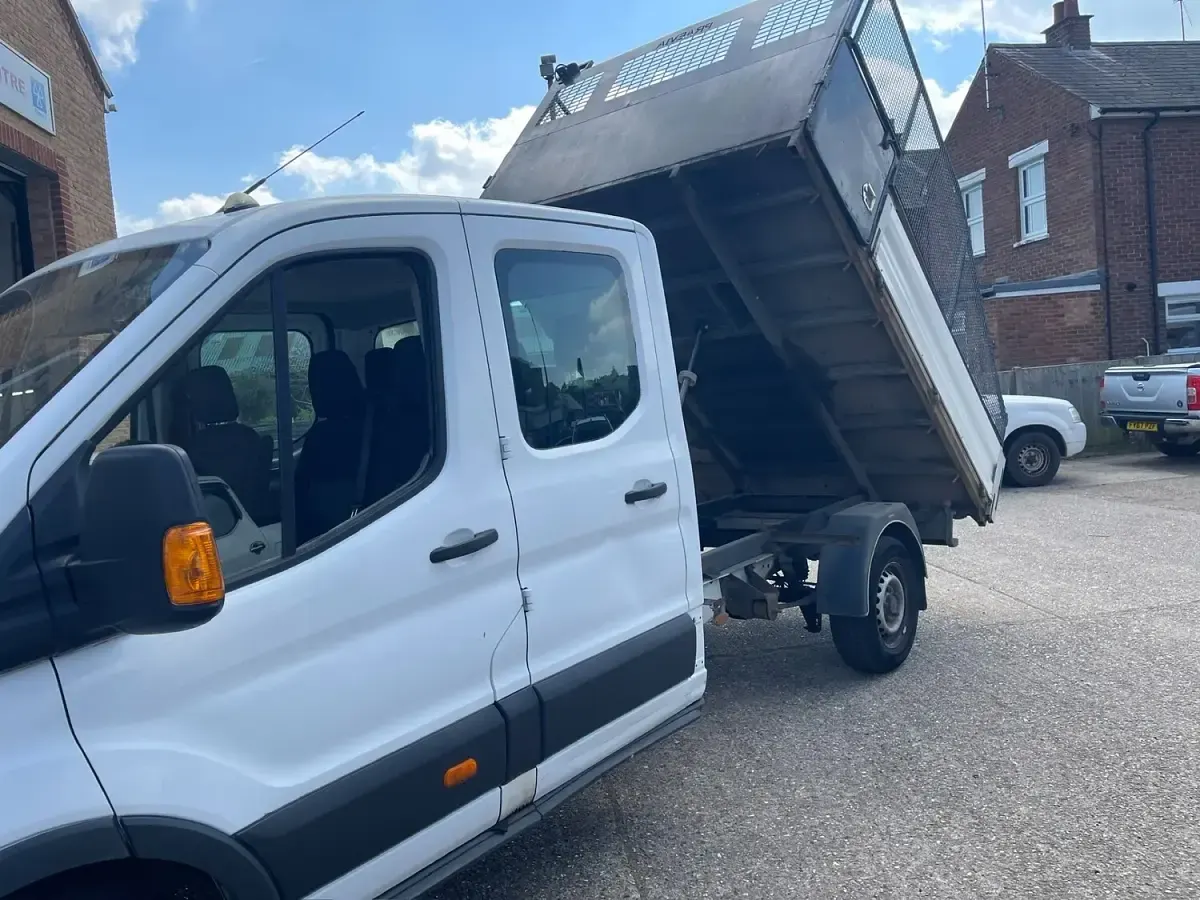 Used Ford Transit 130 HP (95 kW) 2017 White Van