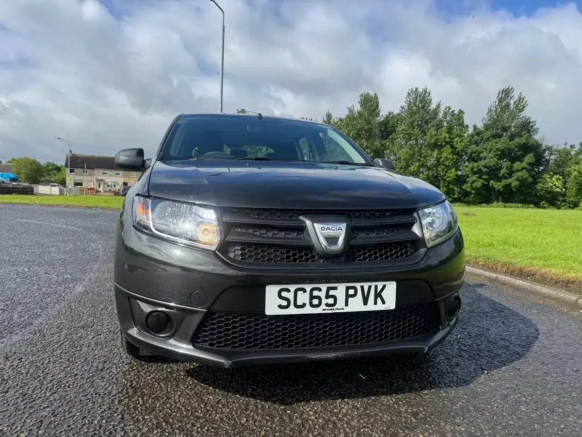 Used Dacia Sandero Ambiance 75 HP (55 kW) 2015 Black Hatchback