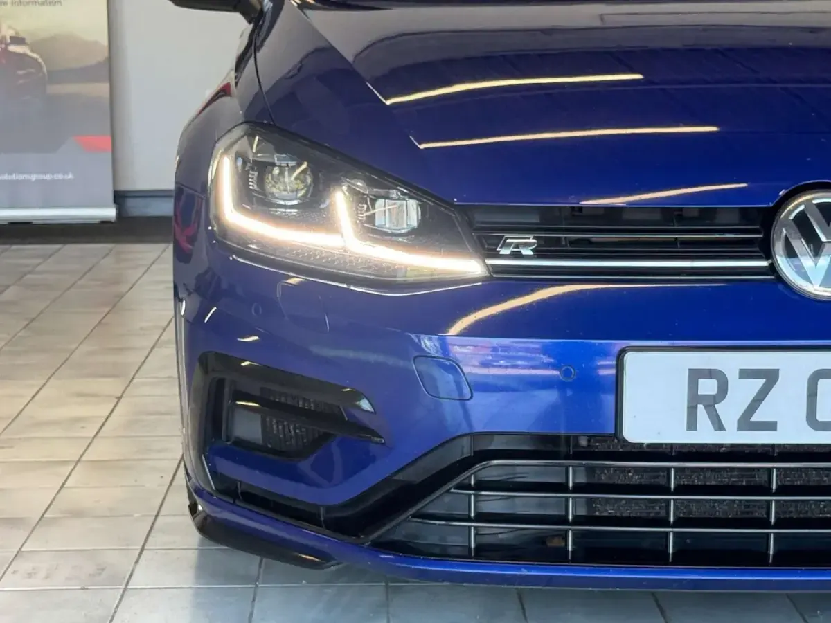 Used VW Golf VII R 310 HP (228 kW) 2017 Blue Hatchback