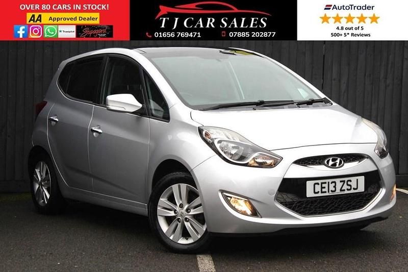 Used Hyundai ix20 Style 90 HP (66 kW) 2013 Silver Hatchback