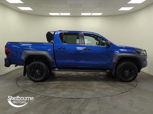 Used Toyota HiLux Sport 204 HP (150 kW) 2025 Blue Pickup