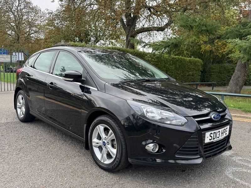 Black Used 2013 Ford Focus Zetec Hatchback | £3,999 (Fair price) - Image 1/4