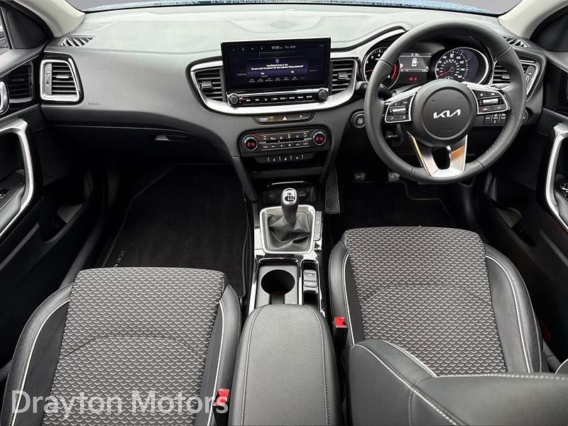 Used Kia XCeed 138 HP (101 kW) 2025 Blue SUV