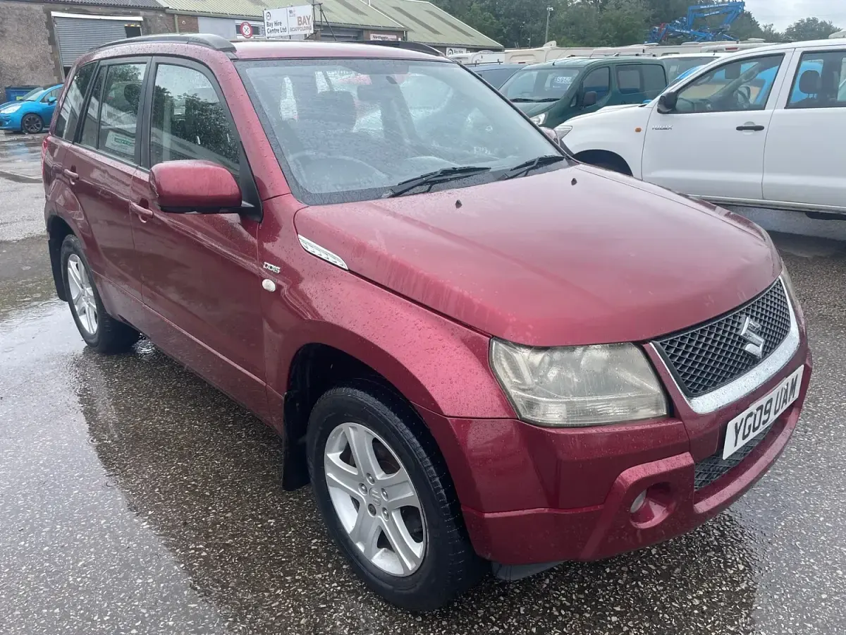 Used Suzuki Grand Vitara 129 HP (94 kW) 2009 Red SUV
