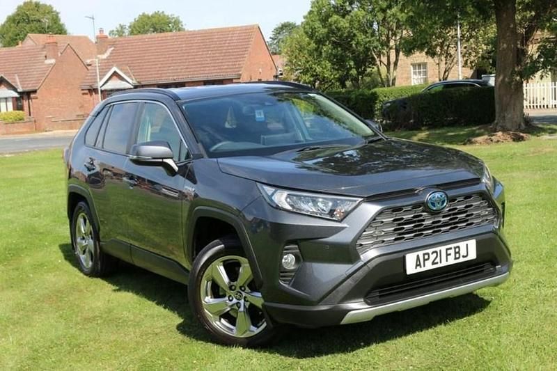 Used 2021 Toyota RAV4 Hybrid Design SUV | £23,995 (Super price) - Image 1/1