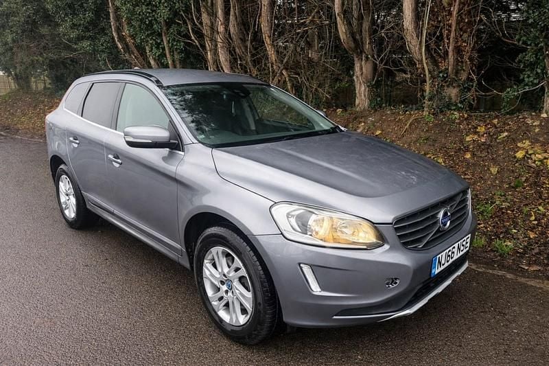 Used Volvo XC60 SE 2016 Grey SUV