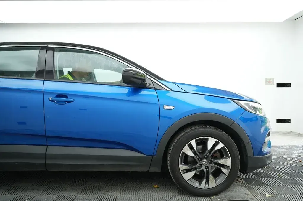 Used Vauxhall Grandland X Sport 130 HP (95 kW) 2019 Blue SUV