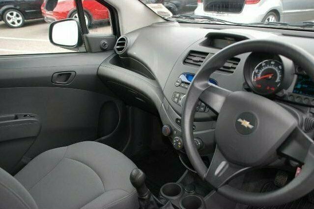 Used Chevrolet Spark 2011 Hatchback