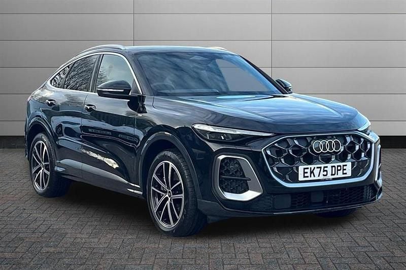 Mythos black Used 2025 Audi Q5 Advanced SUV | £52,995 - Image 1/4