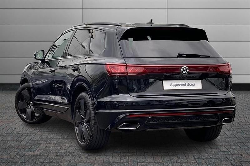 Used VW Touareg Black Edition 286 HP (210 kW) 2025 Black SUV