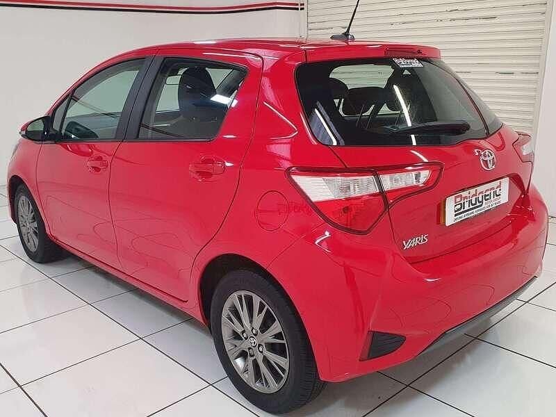 Used Toyota Yaris 2019 Red Hatchback