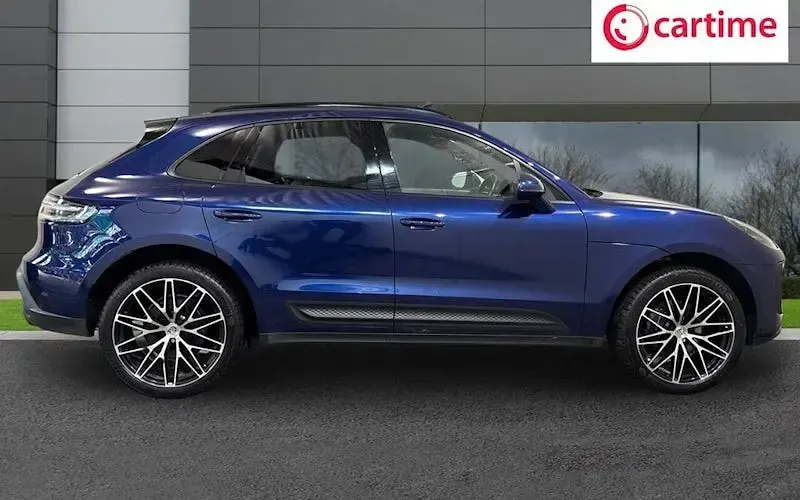 Used Porsche Macan 265 HP (194 kW) 2025 SUV