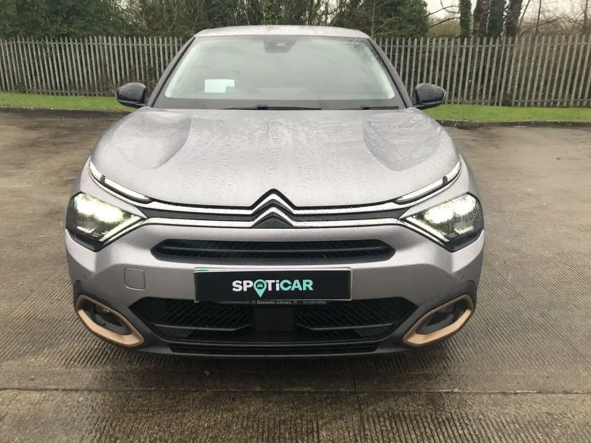 Used Citroën e-C4 100 kW (136 HP) 2023 Hatchback