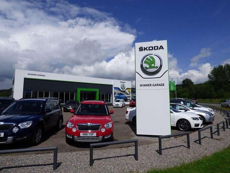 Silver Used 2016 Skoda Fabia SE Estate | £11,995 (Fair price) - Image 1/3