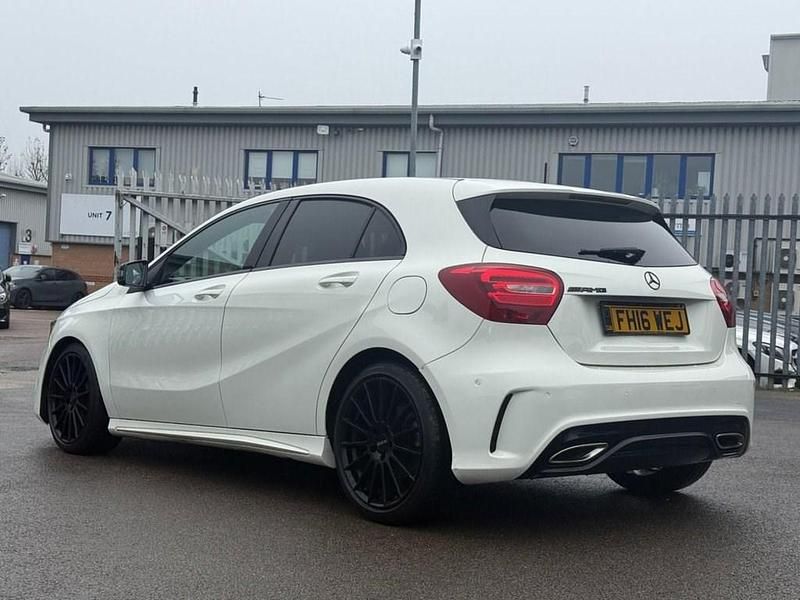Used Mercedes A200 Executive 136 HP (100 kW) 2016 White Hatchback