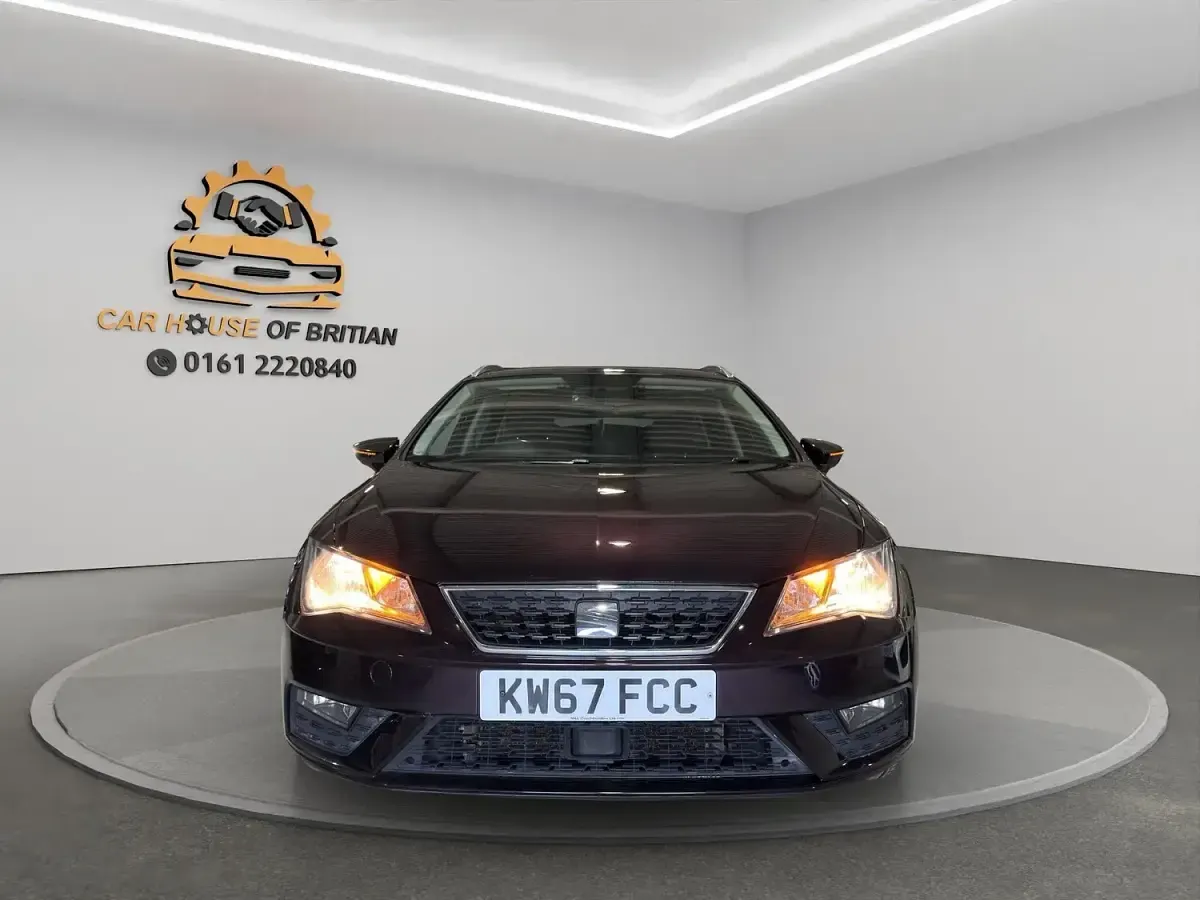 Used Seat Leon ST SE Dynamic 110 HP (80 kW) 2017 Purple Estate